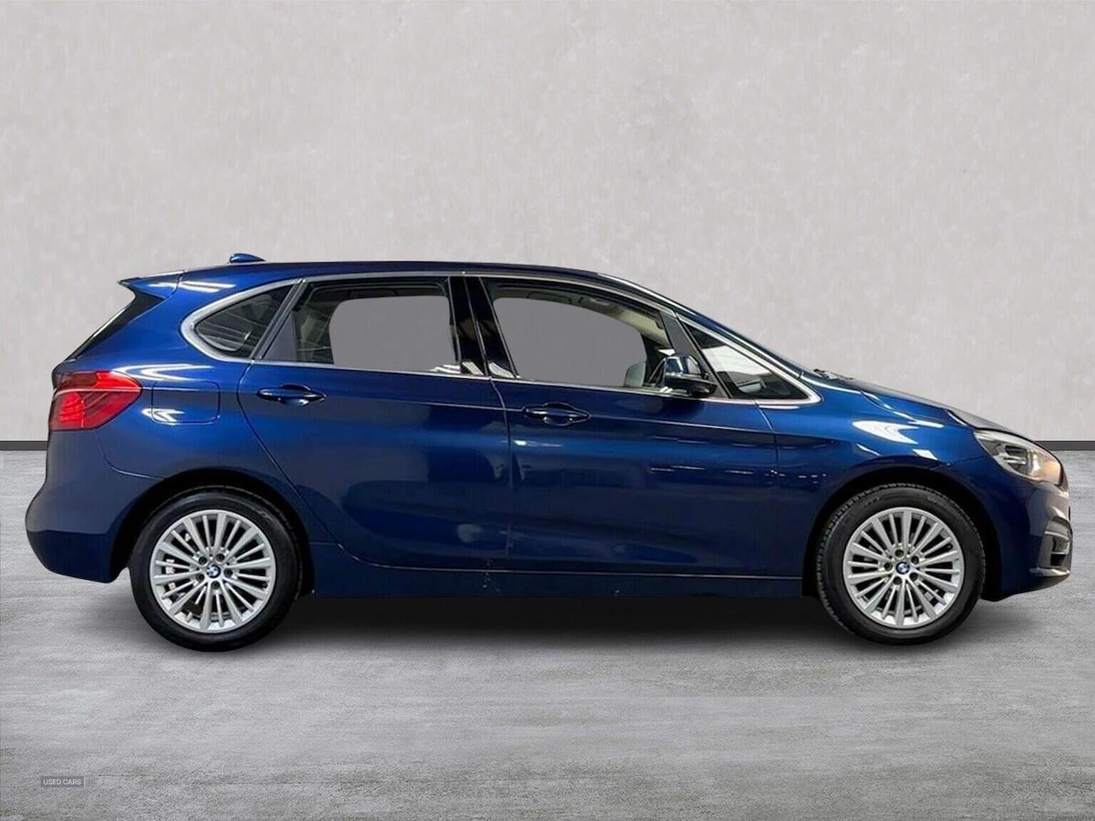 Feb 2016 BMW 2 Series 218D Luxury 5Dr Step Auto