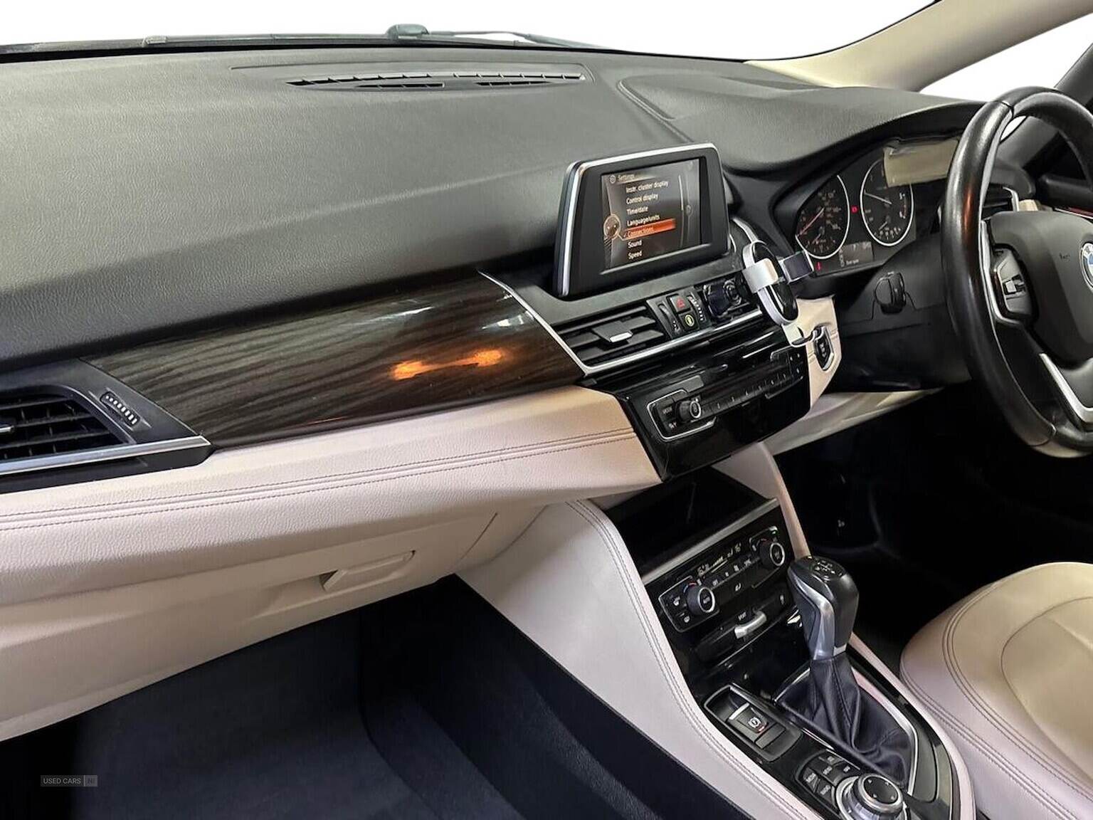 Feb 2016 BMW 2 Series 218D Luxury 5Dr Step Auto