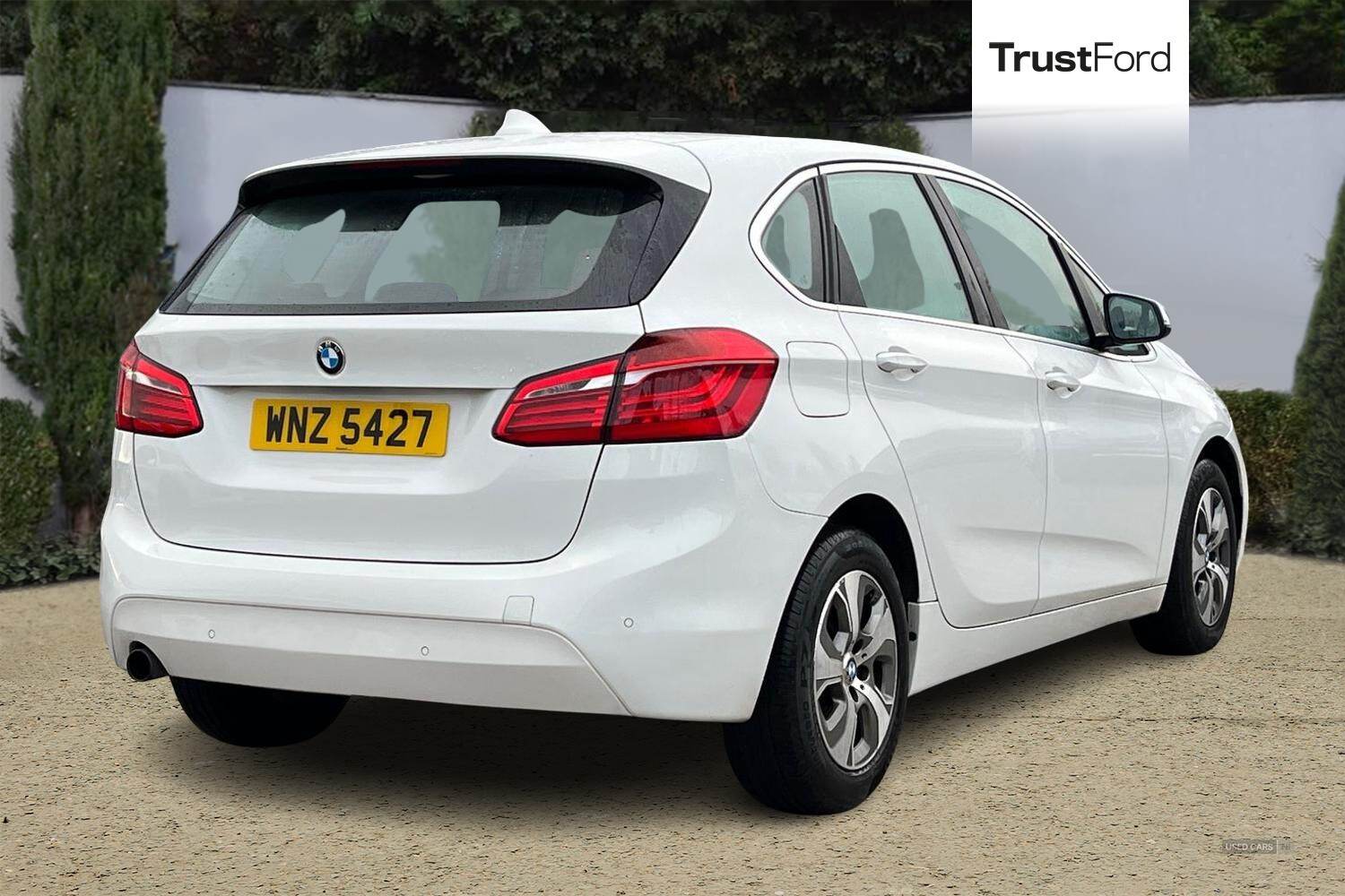 2015 BMW 2 Series 218i SE 5dr Step Auto