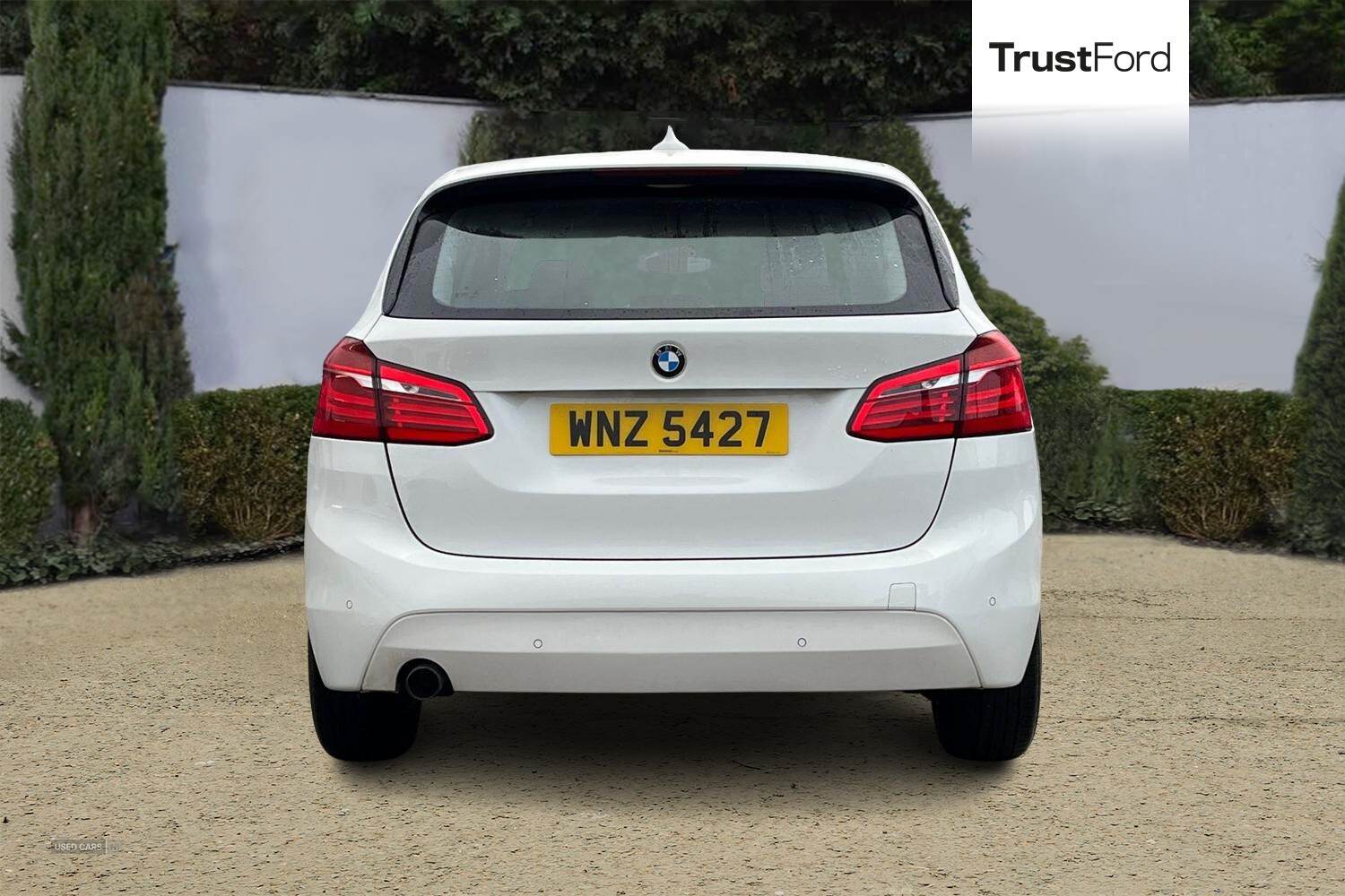 2015 BMW 2 Series 218i SE 5dr Step Auto