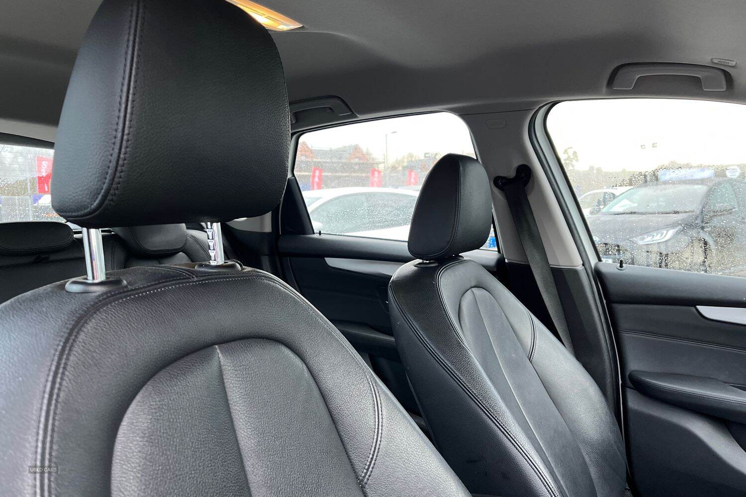 2015 BMW 2 Series 218i SE 5dr Step Auto