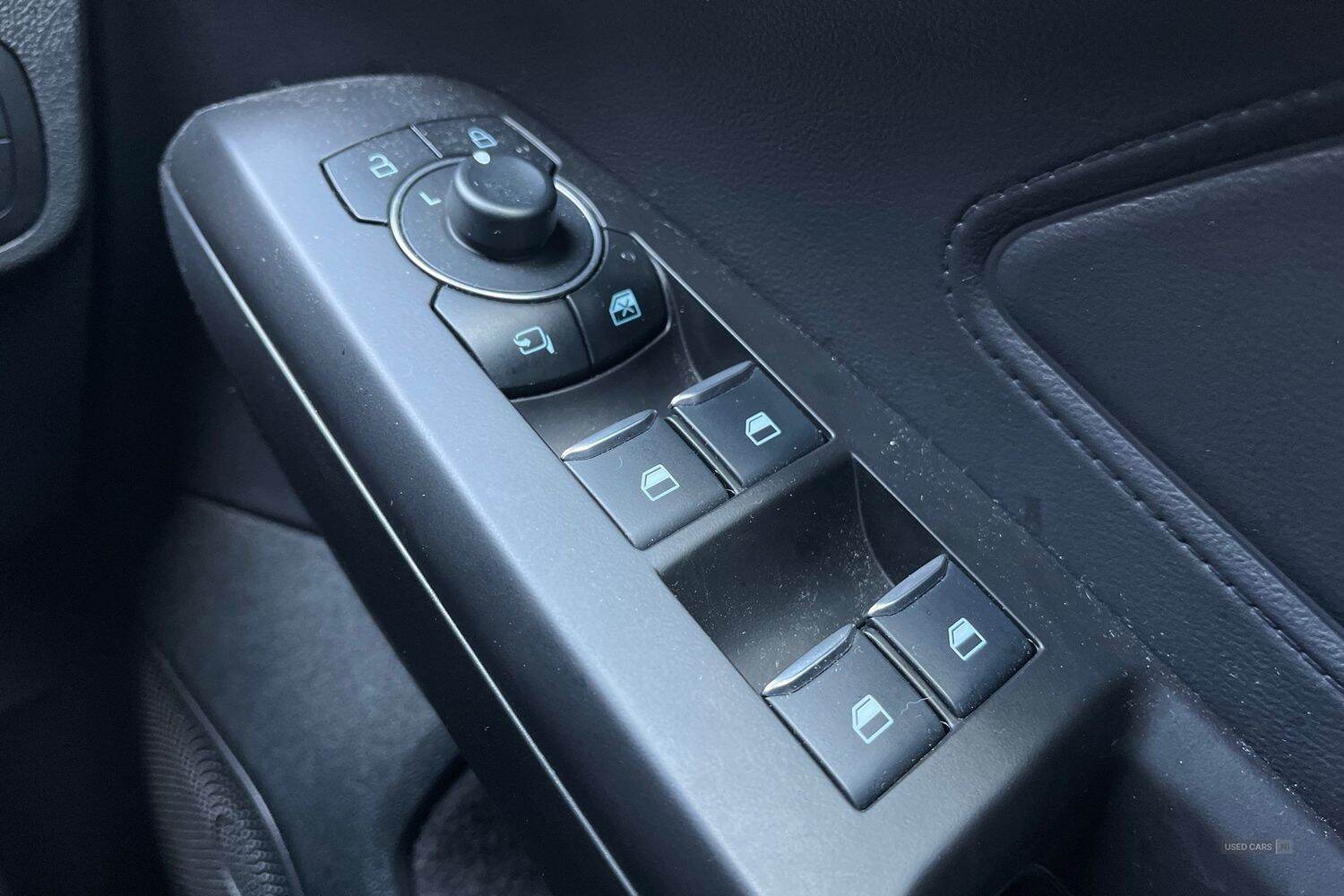 Sep 2024 Ford Focus 1.0 EcoBoost Hybrid mHEV ST-Line 5dr
