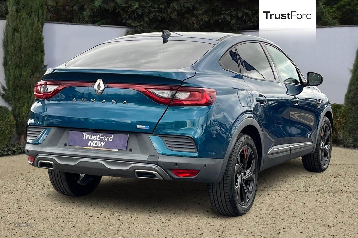 May 2022 Renault Arkana 1.6 E-TECH Hybrid 145 R.S. Line 5dr Auto