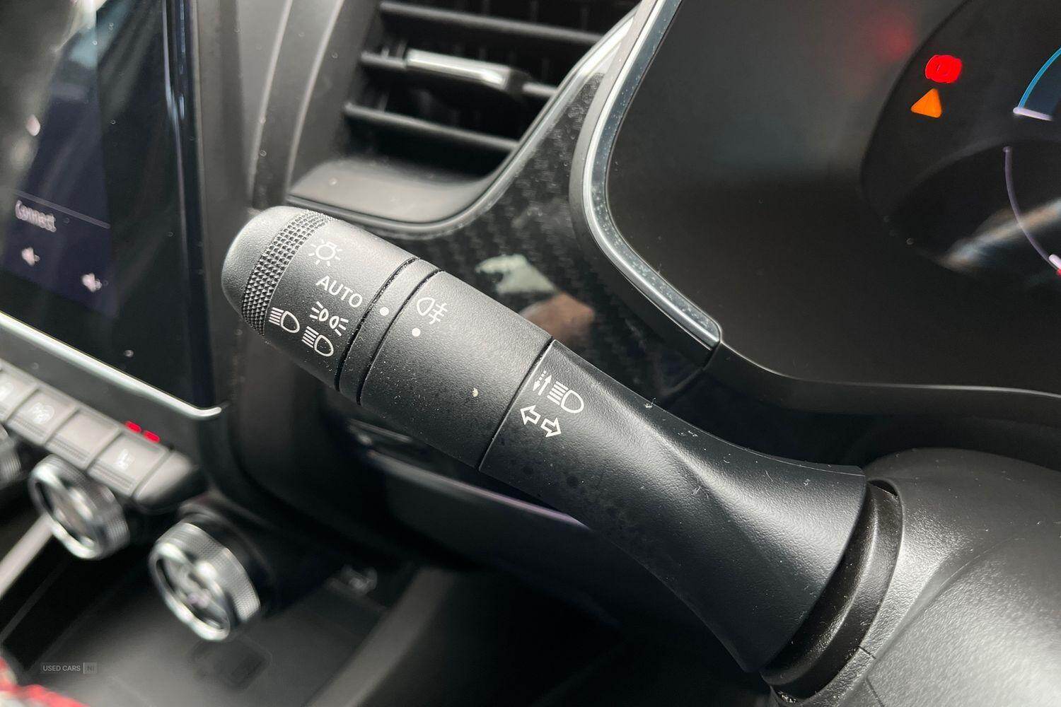 May 2022 Renault Arkana 1.6 E-TECH Hybrid 145 R.S. Line 5dr Auto