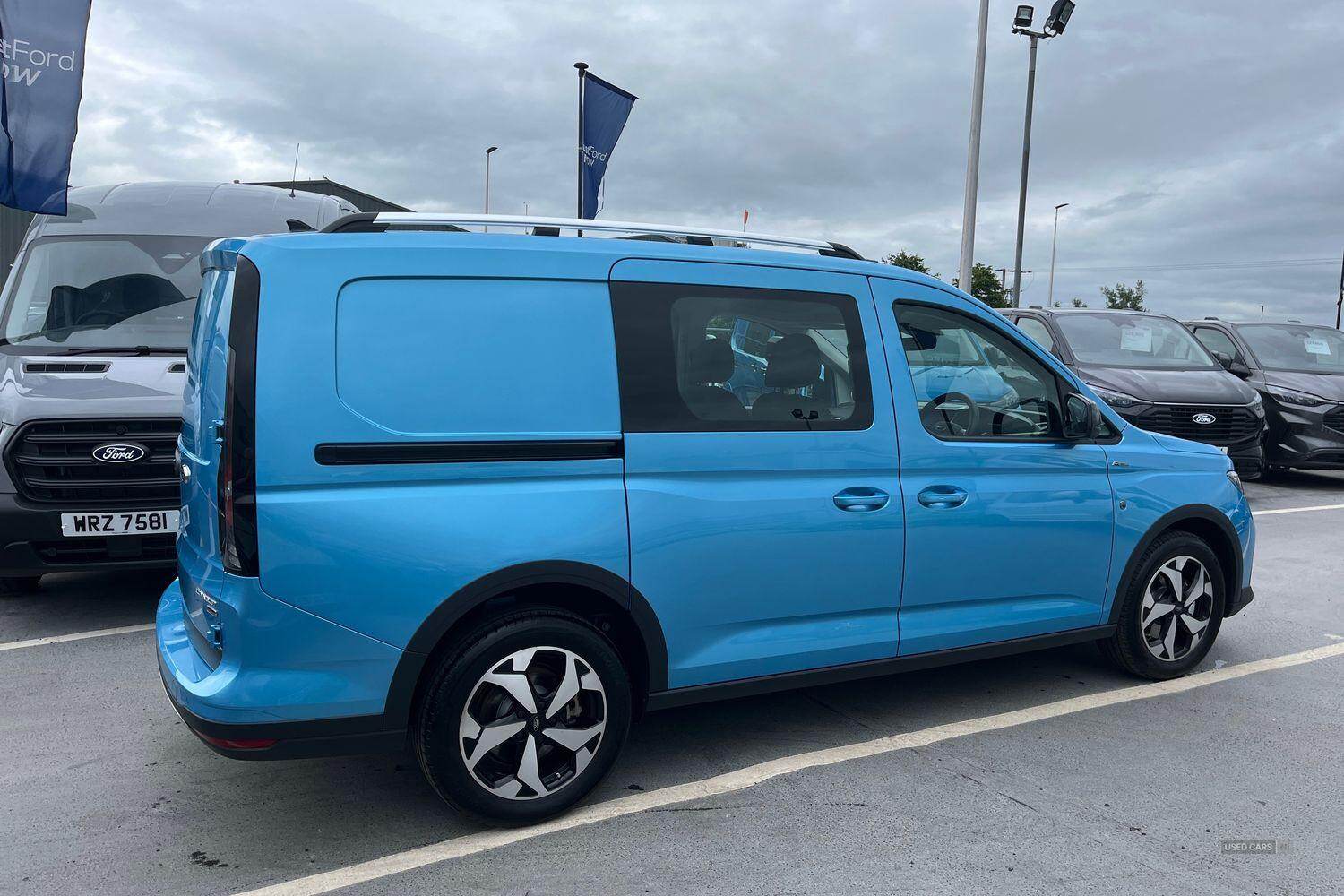 Apr 2025 Ford Transit Connect 1.5 EcoBoost PHEV 150 Active FlexCab Van Auto