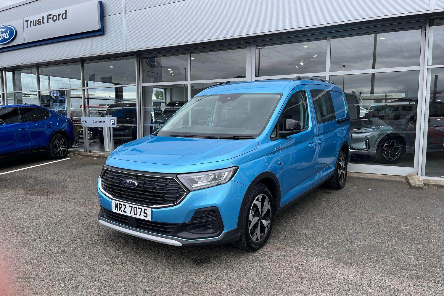 Apr 2025 Ford Transit Connect 1.5 EcoBoost PHEV 150 Active FlexCab Van Auto