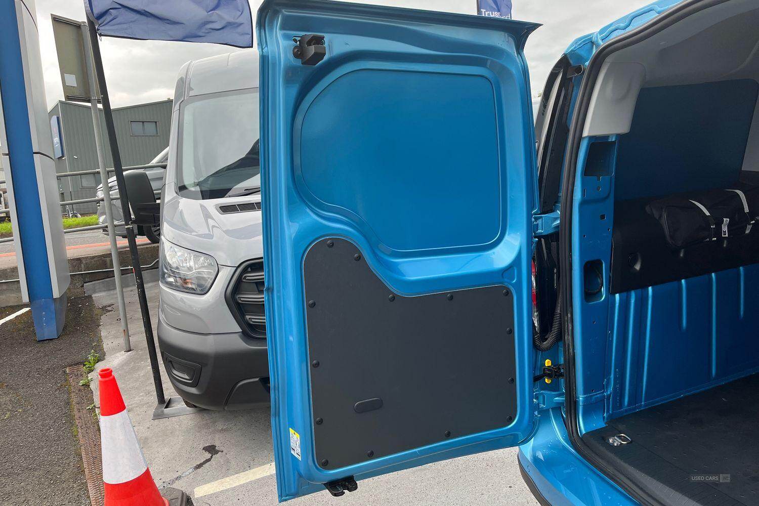 Apr 2025 Ford Transit Connect 1.5 EcoBoost PHEV 150 Active FlexCab Van Auto