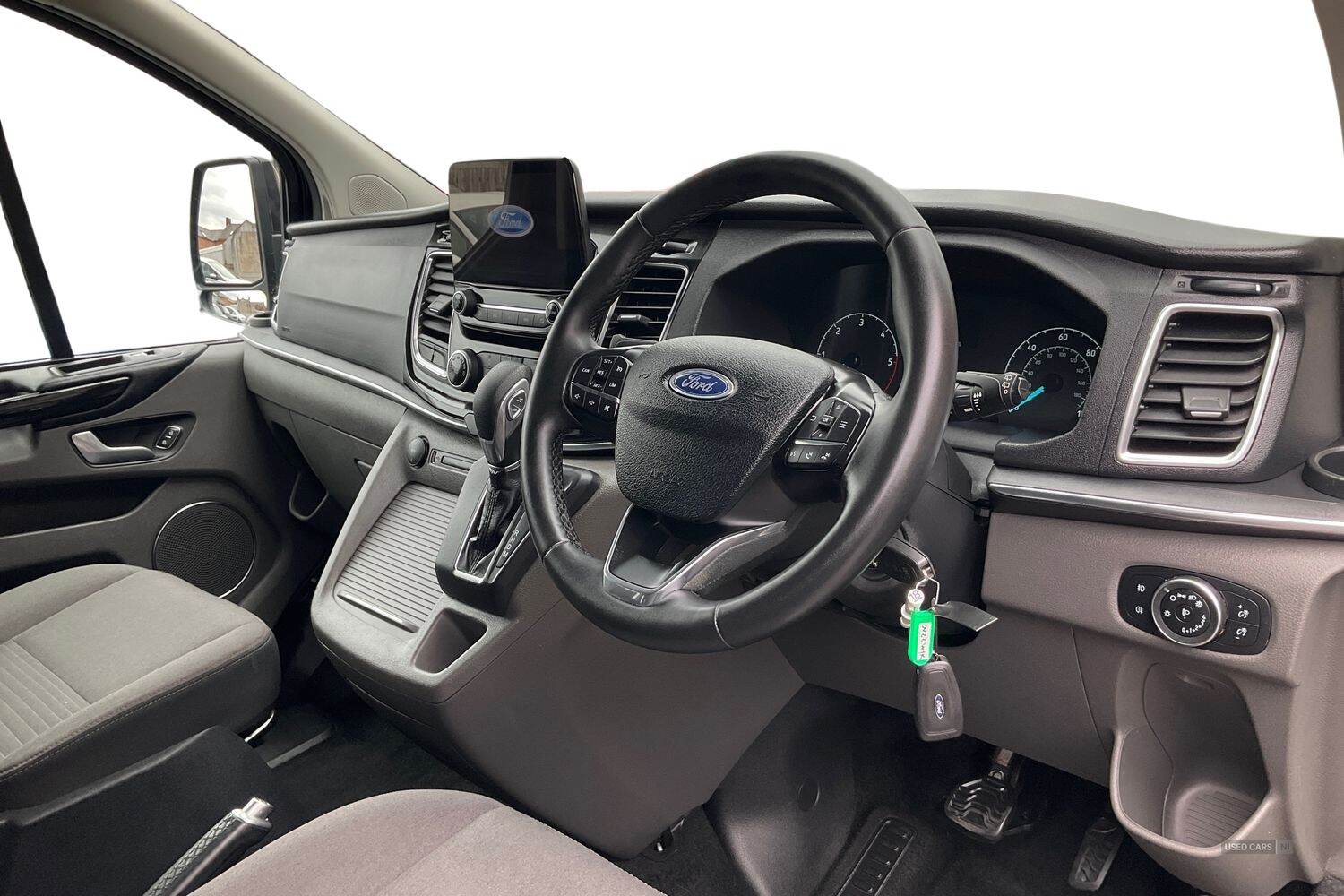 May 2022 Ford Tourneo Custom 2.0 EcoBlue 130ps L/R 8 Seater Titanium Auto