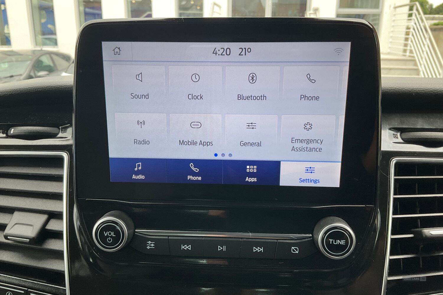 May 2022 Ford Tourneo Custom 2.0 EcoBlue 130ps L/R 8 Seater Titanium Auto