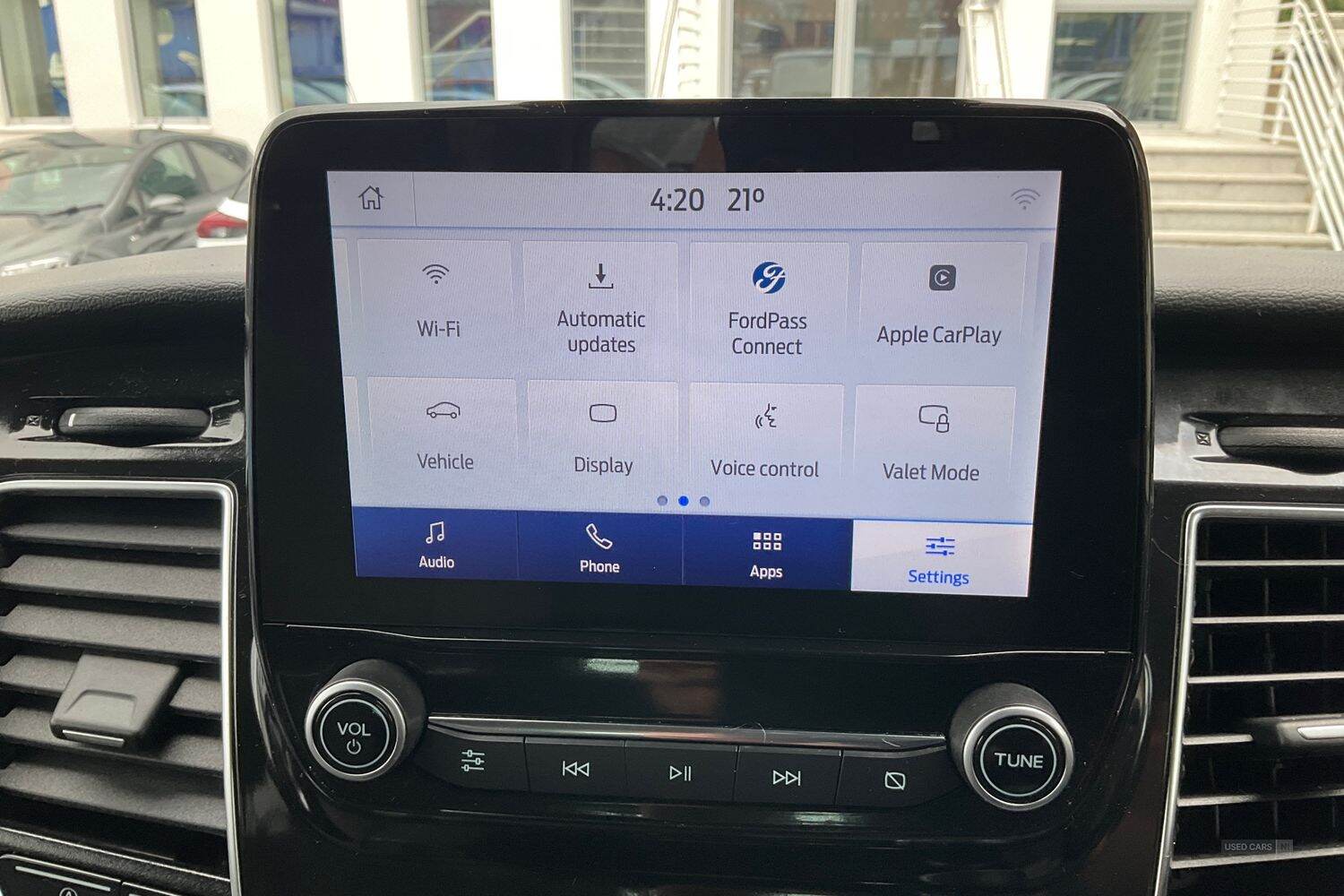 May 2022 Ford Tourneo Custom 2.0 EcoBlue 130ps L/R 8 Seater Titanium Auto