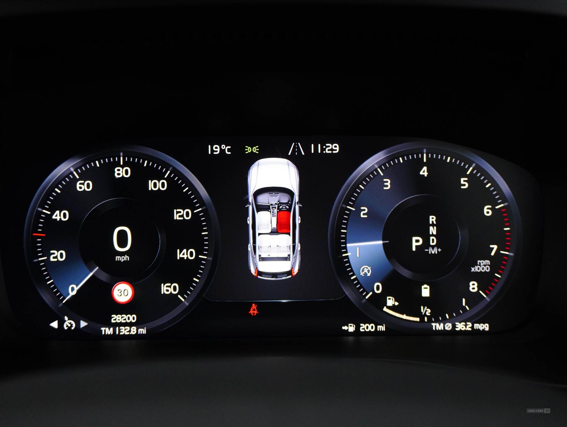 Apr 2021 Volvo XC40 2.0 B4P R DESIGN 5dr Auto