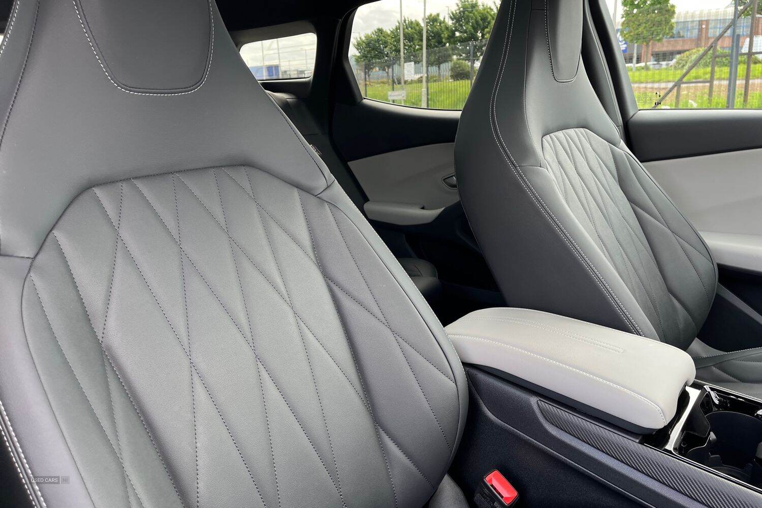 Nov 2024 Ford Explorer 210kW Premium 77kWh 5dr Auto