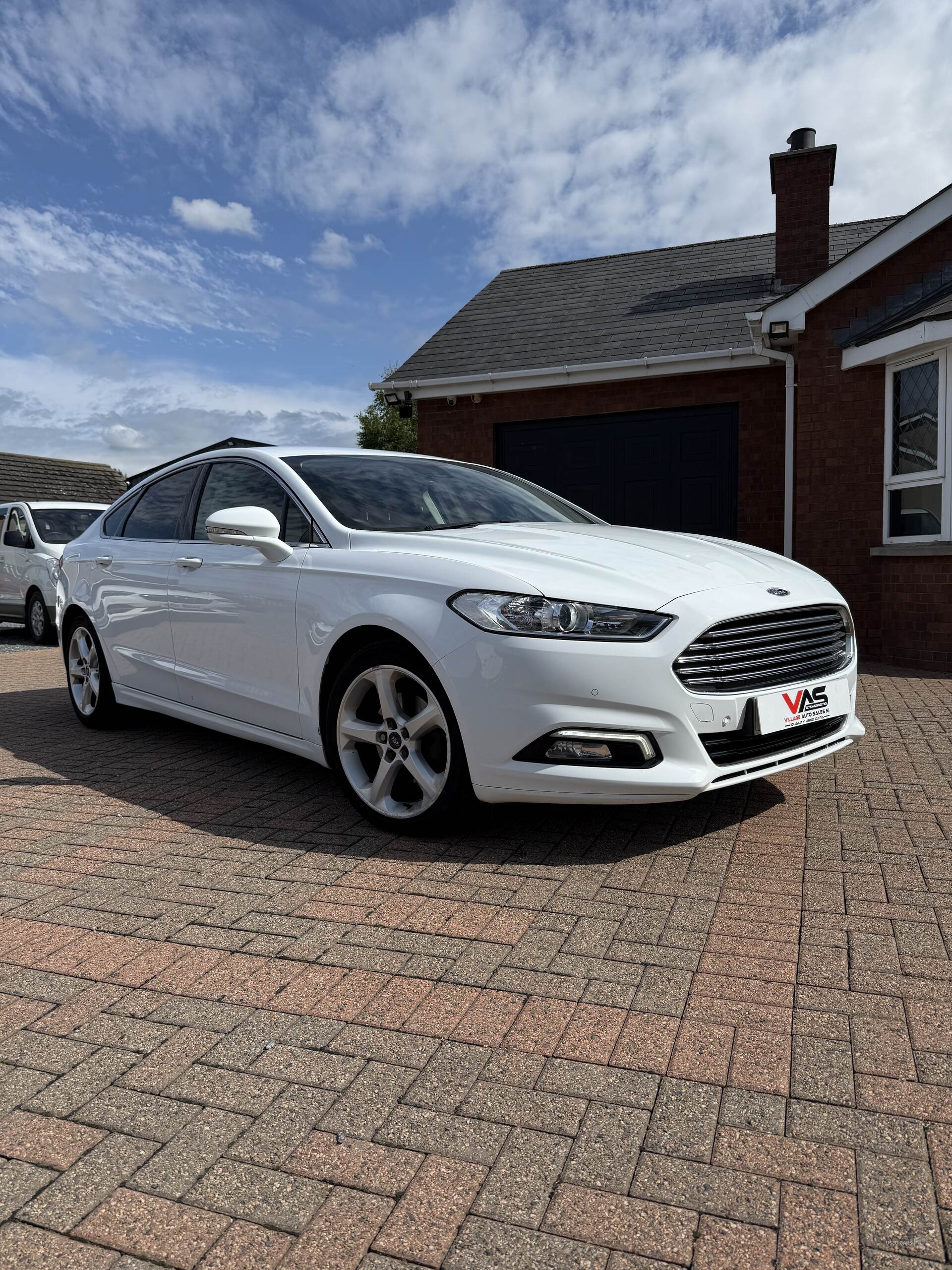 Jun 2016 Ford Mondeo 2.0 TDCi 180 Titanium 5dr
