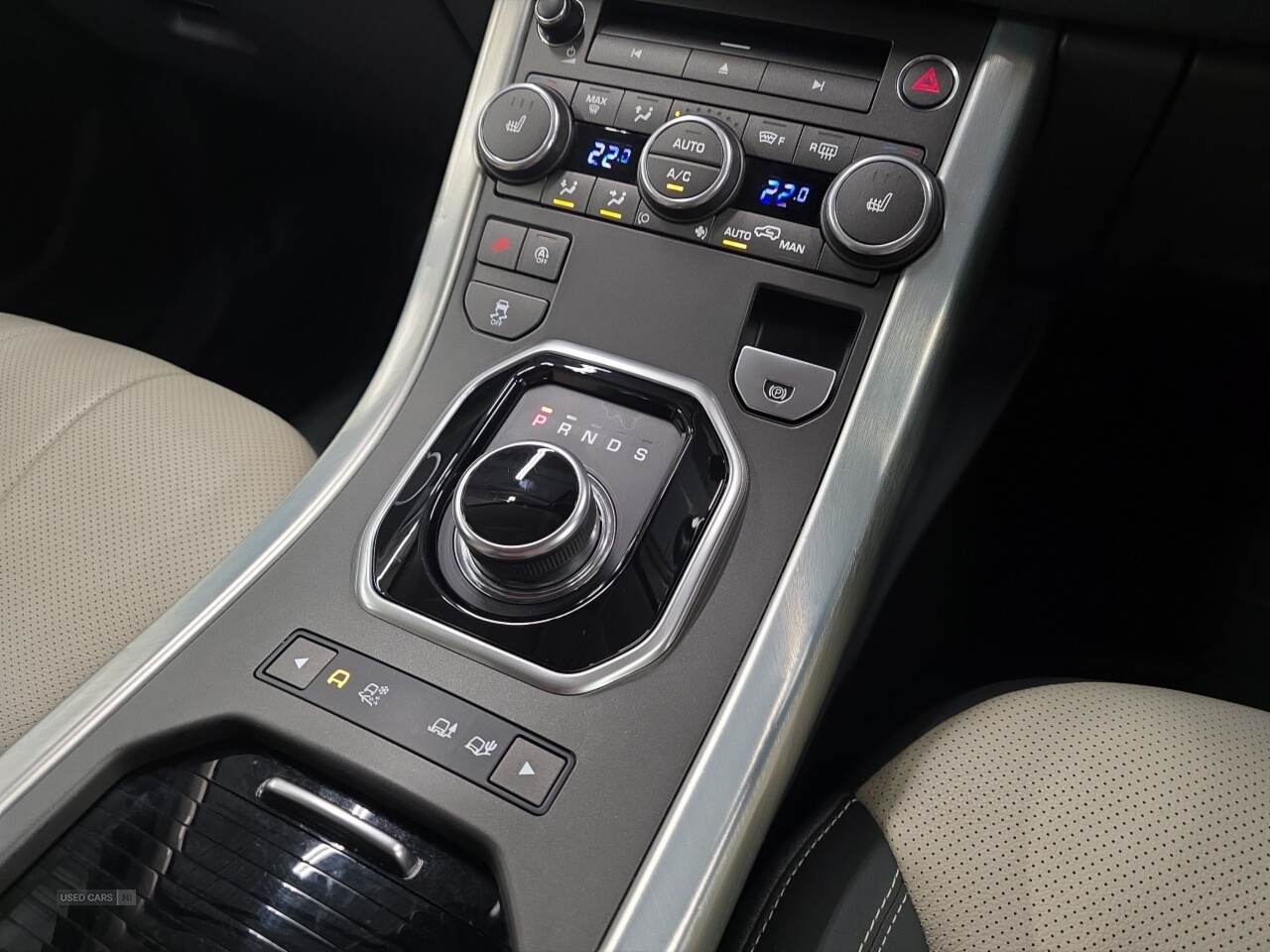 Oct 2018 Land Rover Range Rover Evoque 2.0 TD4 SE Tech 5dr Auto