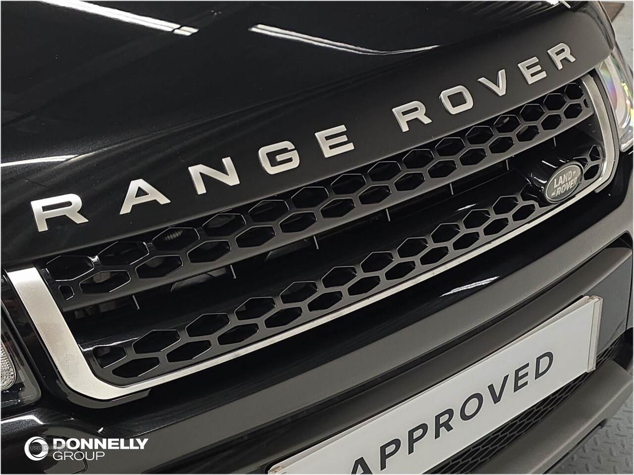 Oct 2018 Land Rover Range Rover Evoque 2.0 TD4 SE Tech 5dr Auto