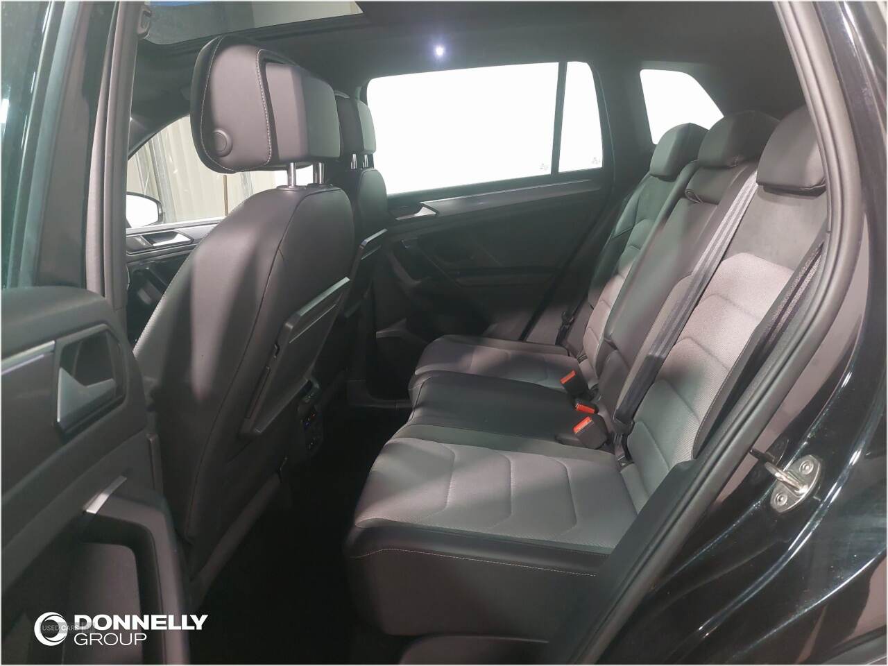 Aug 2020 Volkswagen Tiguan 2.0 TDi 150 4Motion R-Line Tech 5dr