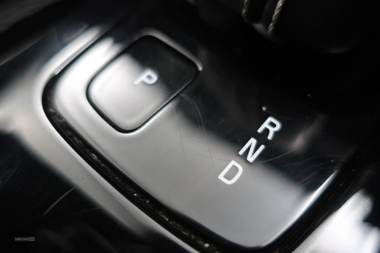 Apr 2021 Volvo XC40 2.0 B4P R DESIGN 5dr AWD Auto