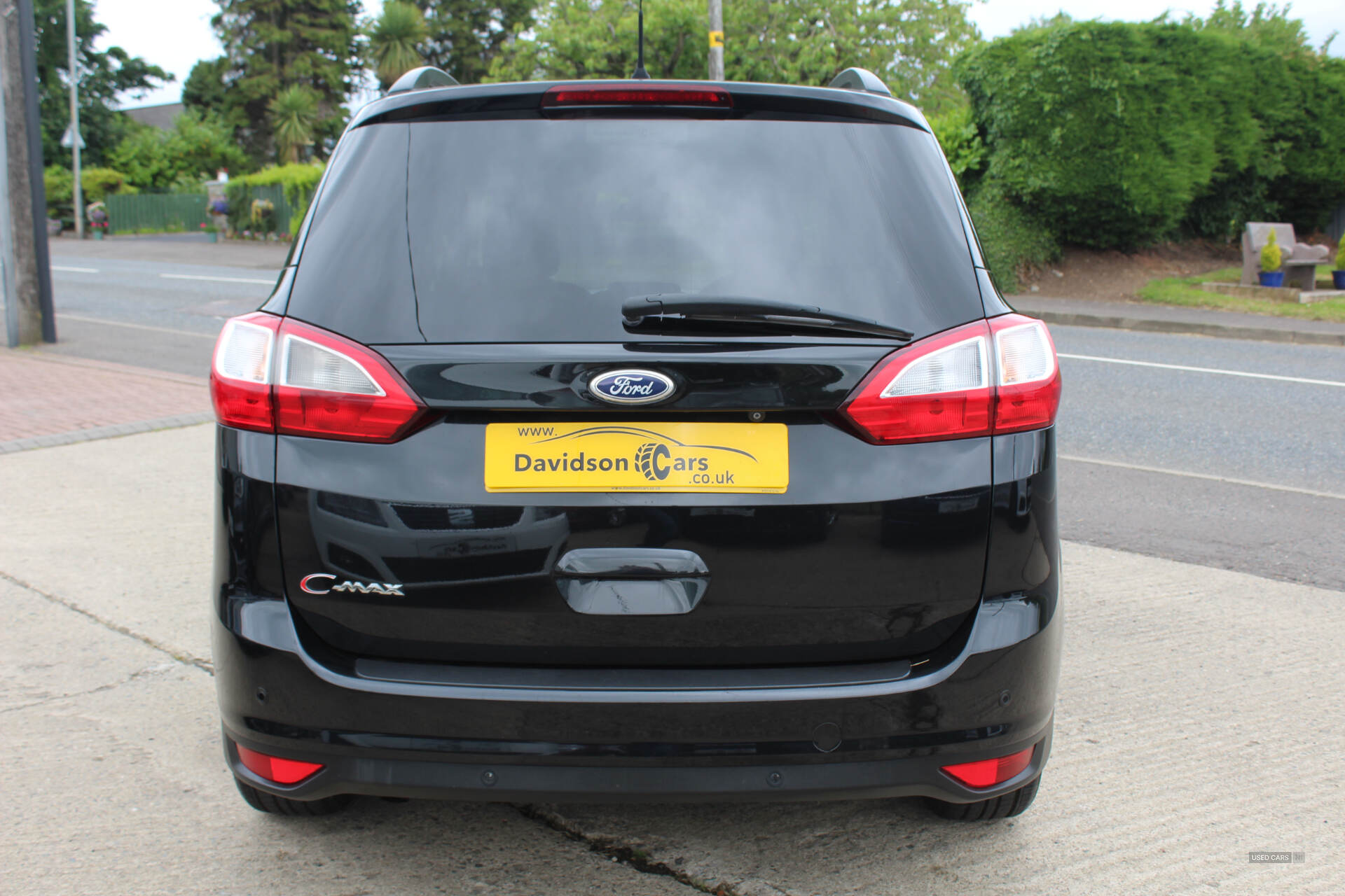 Mar 2014 Ford Grand C-MAX 1.6 TDCi Titanium 5dr