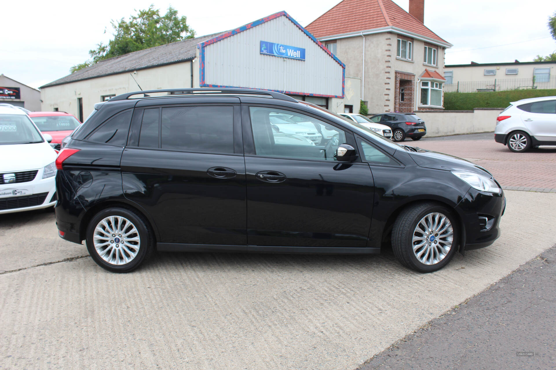 Mar 2014 Ford Grand C-MAX 1.6 TDCi Titanium 5dr