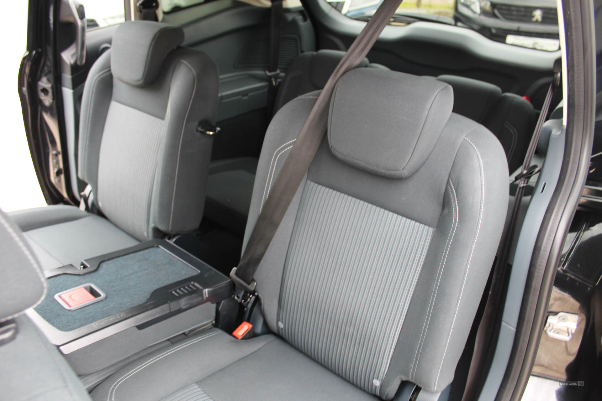Mar 2014 Ford Grand C-MAX 1.6 TDCi Titanium 5dr