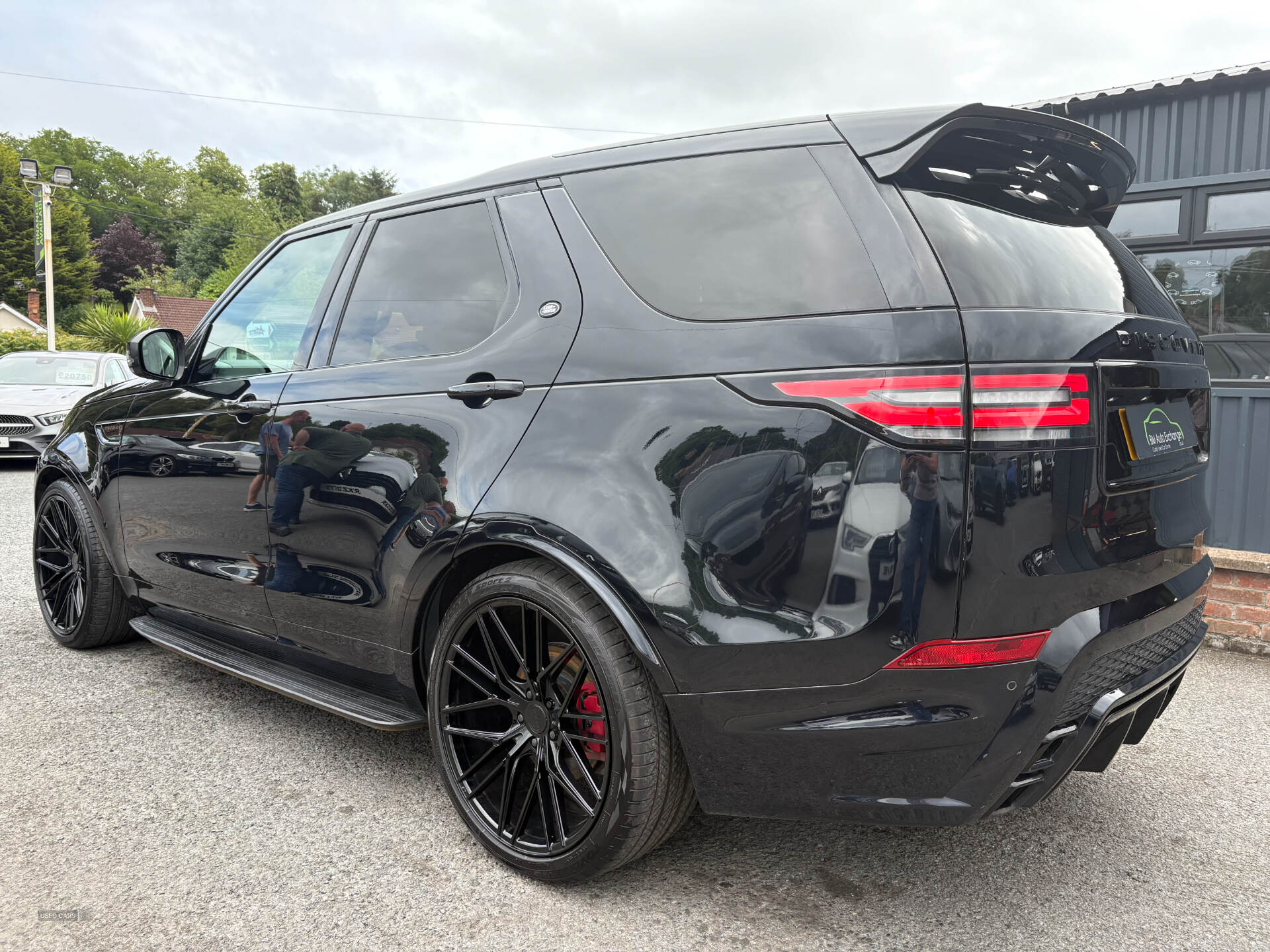 Mar 2019 Land Rover Discovery 3.0 TD6 HSE 5dr Auto