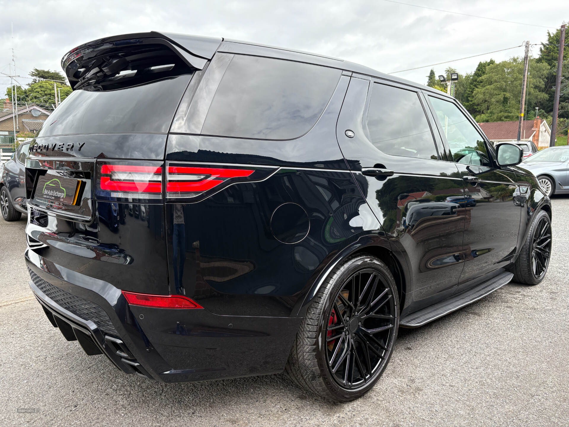Mar 2019 Land Rover Discovery 3.0 TD6 HSE 5dr Auto