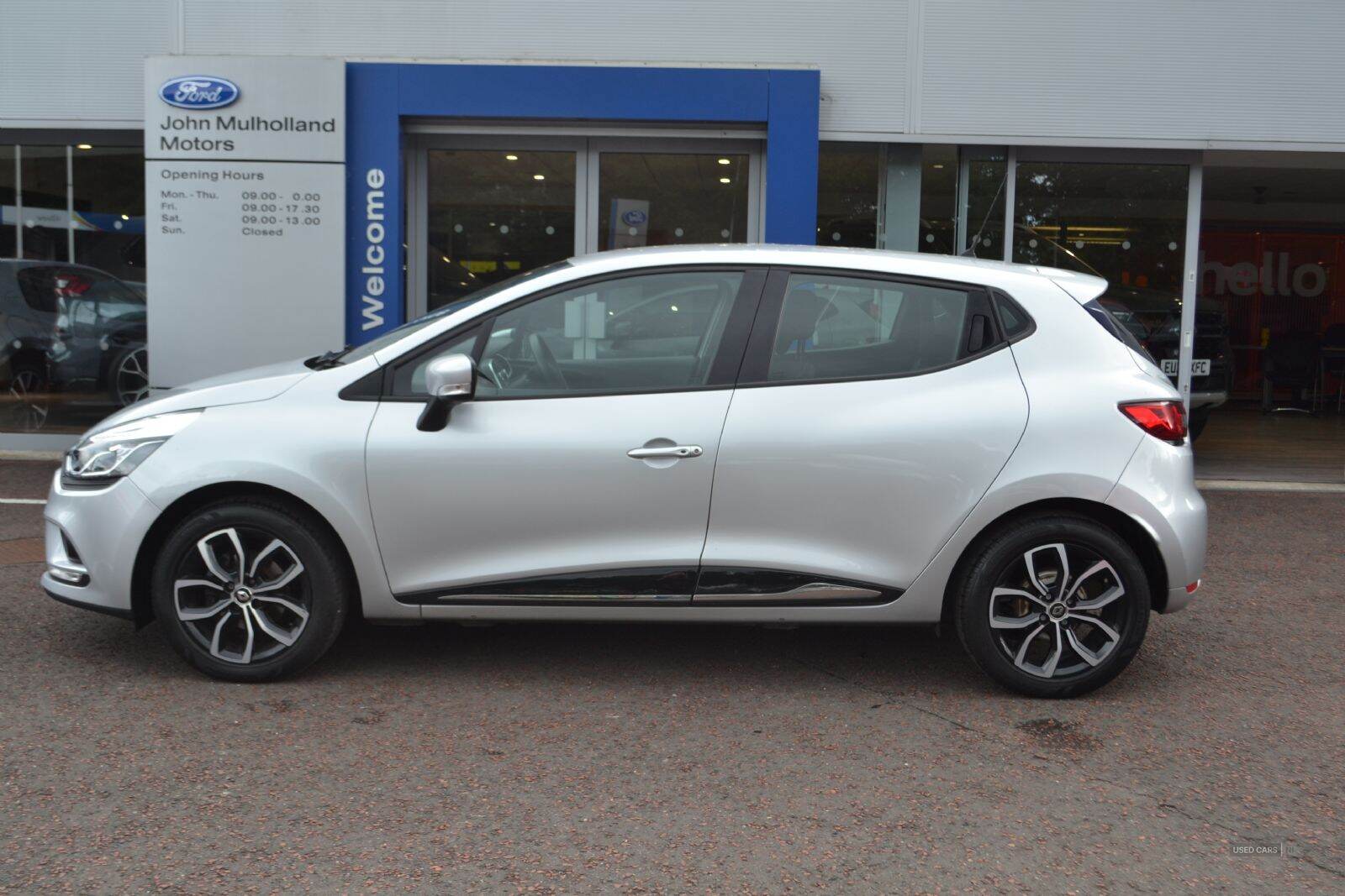 Sep 2019 Renault Clio 0.9 TCE 90 Play 5dr