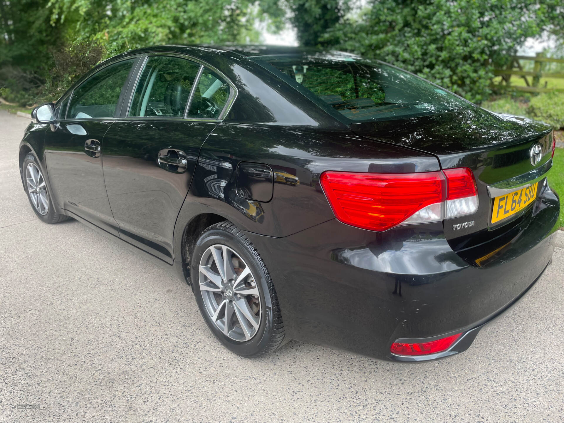Nov 2014 Toyota Avensis 2.0 D-4D Icon 4dr