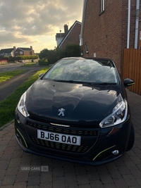 Peugeot 208 1.2 PureTech Active Design Lime 3dr in Antrim