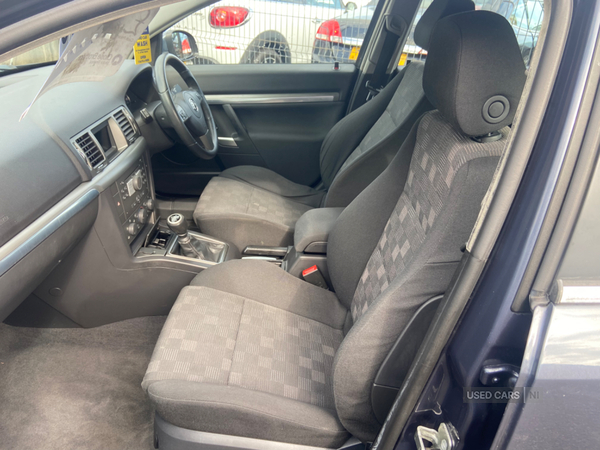 Vauxhall Vectra HATCHBACK in Antrim