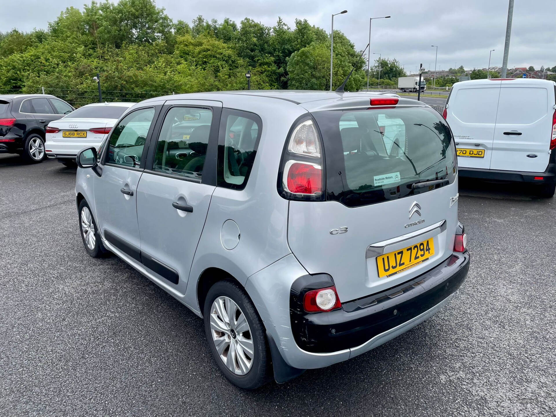 Citroen C3 Picasso DIESEL ESTATE in Down