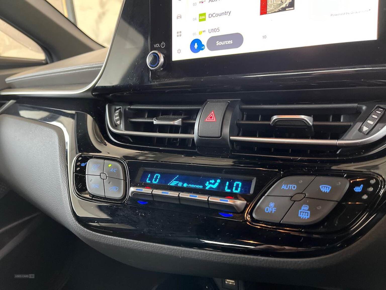 Mar 2023 Toyota C-HR 1.8 Hybrid Excel 5Dr Cvt