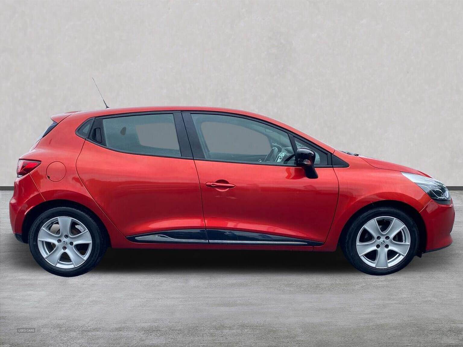 Mar 2016 Renault Clio 1.2 16V Dynamique Nav 5Dr