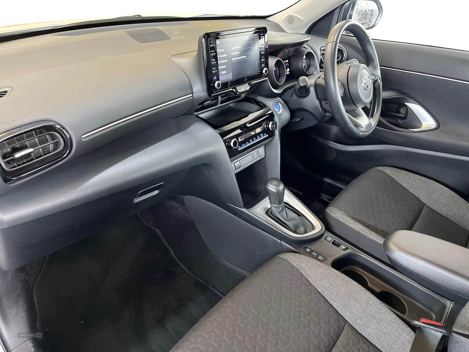 Feb 2023 Toyota Yaris Cross 1.5 Hybrid Icon 5Dr Cvt