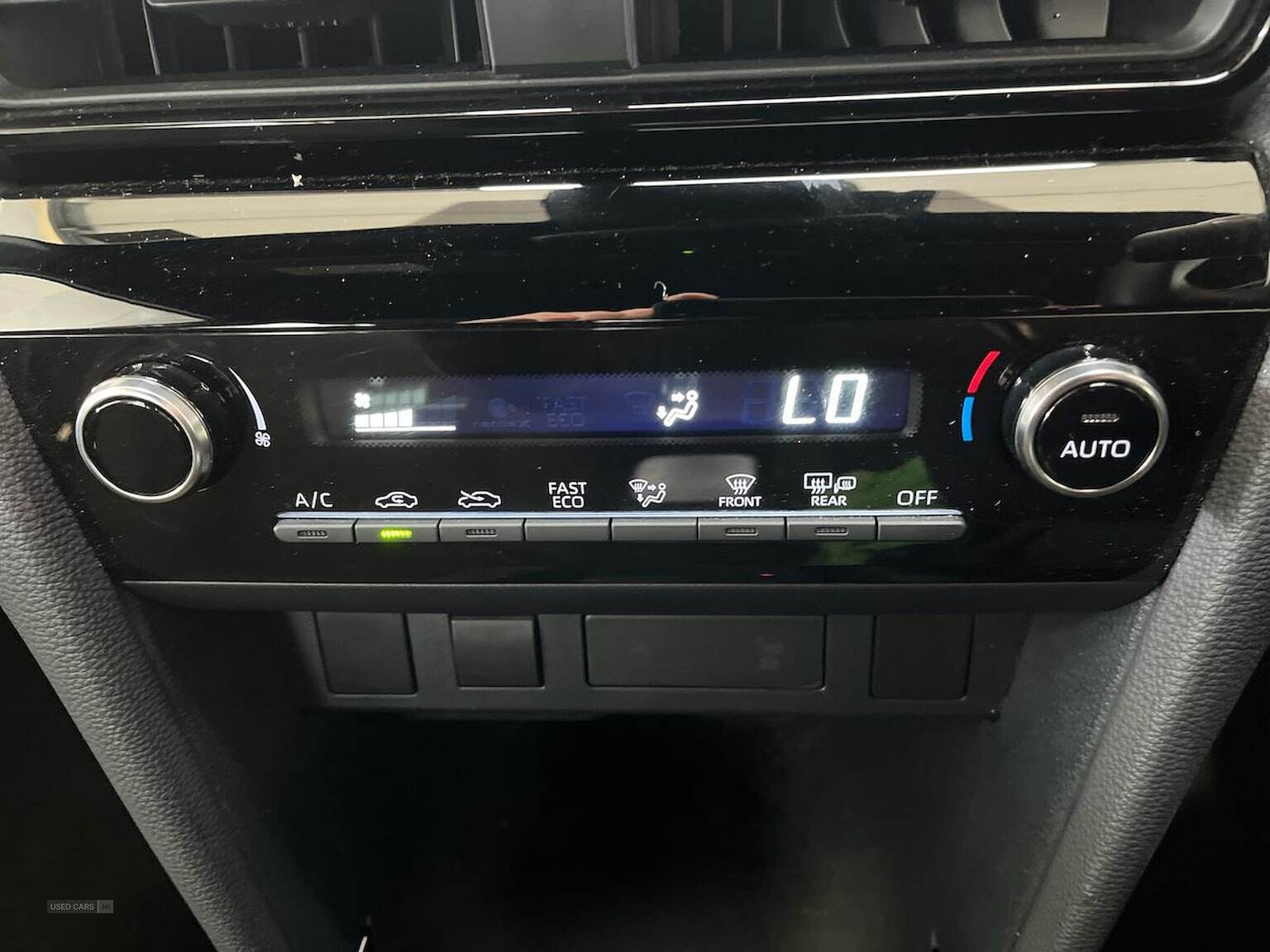 Sep 2024 Toyota Yaris Cross 1.5 Hybrid Design 5Dr Cvt