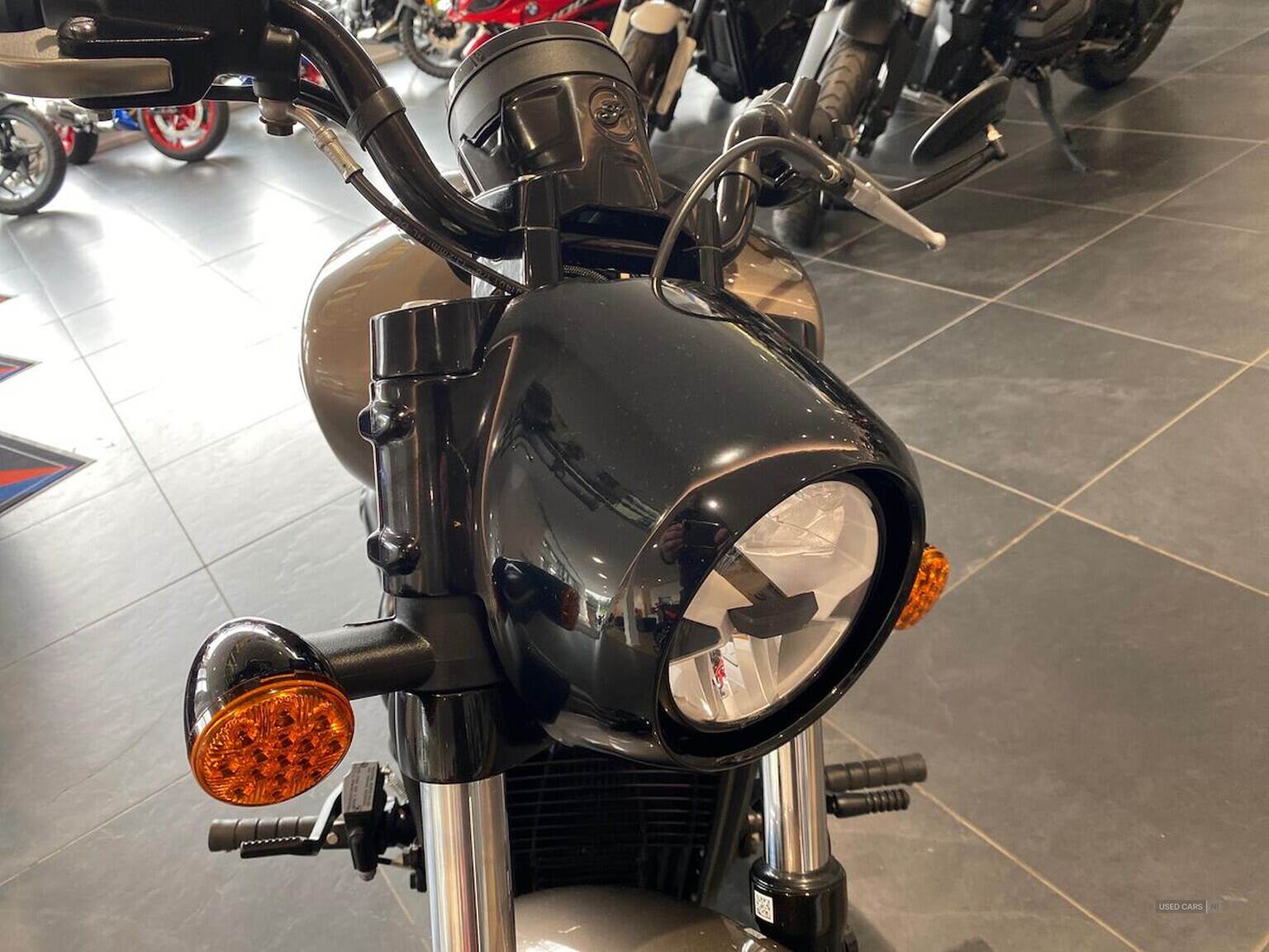  2025 Indian  SCOUT Scout Bobber Ltd+Tech Nara Bronze Metallic (25My)