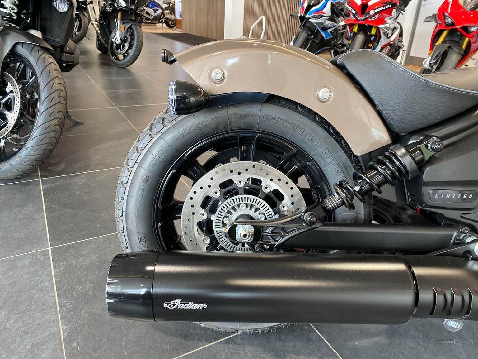  2025 Indian  SCOUT Scout Bobber Ltd+Tech Nara Bronze Metallic (25My)