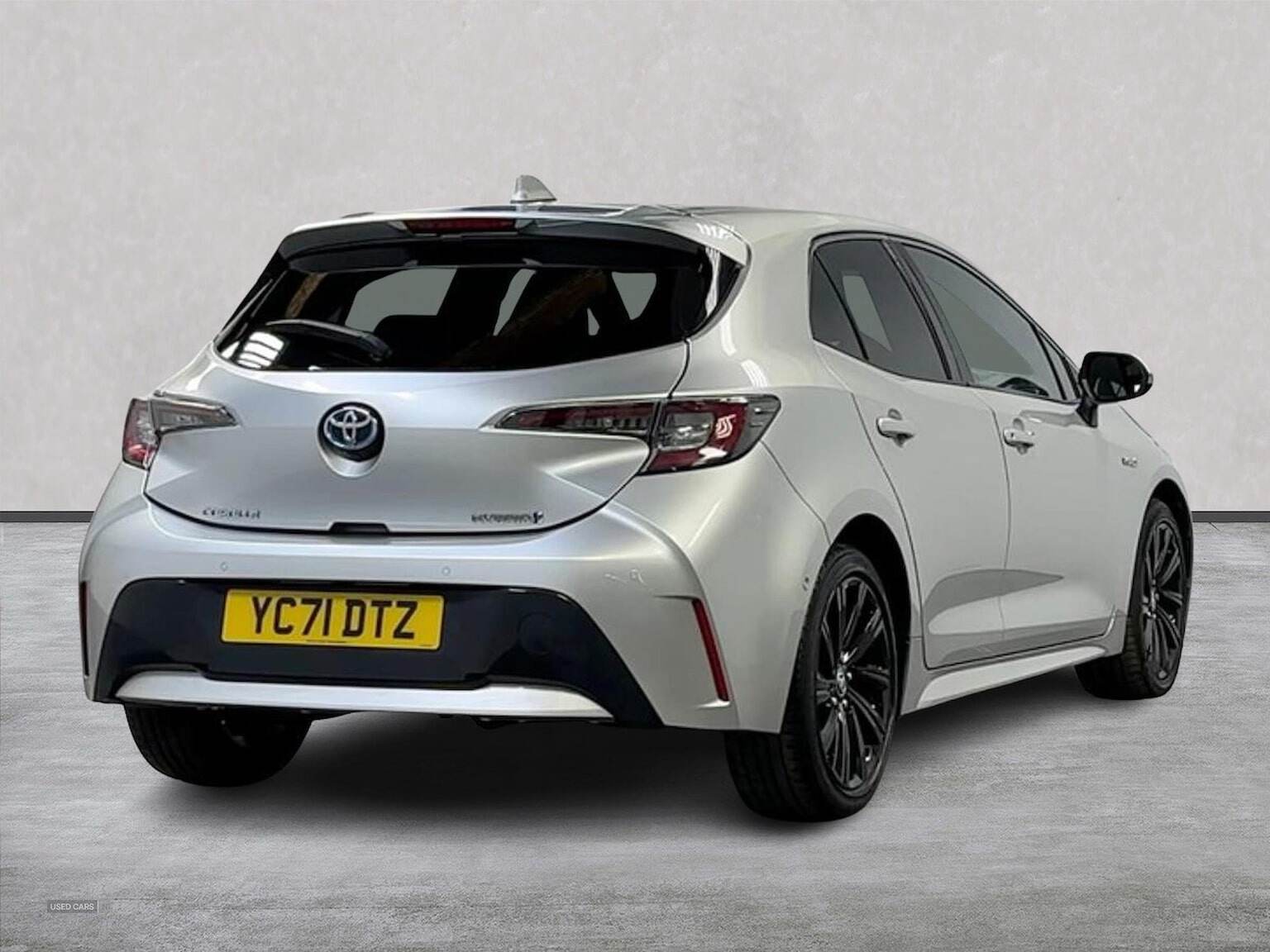 Oct 2021 Toyota Corolla 1.8 Vvt-I Hybrid Design 5Dr Cvt