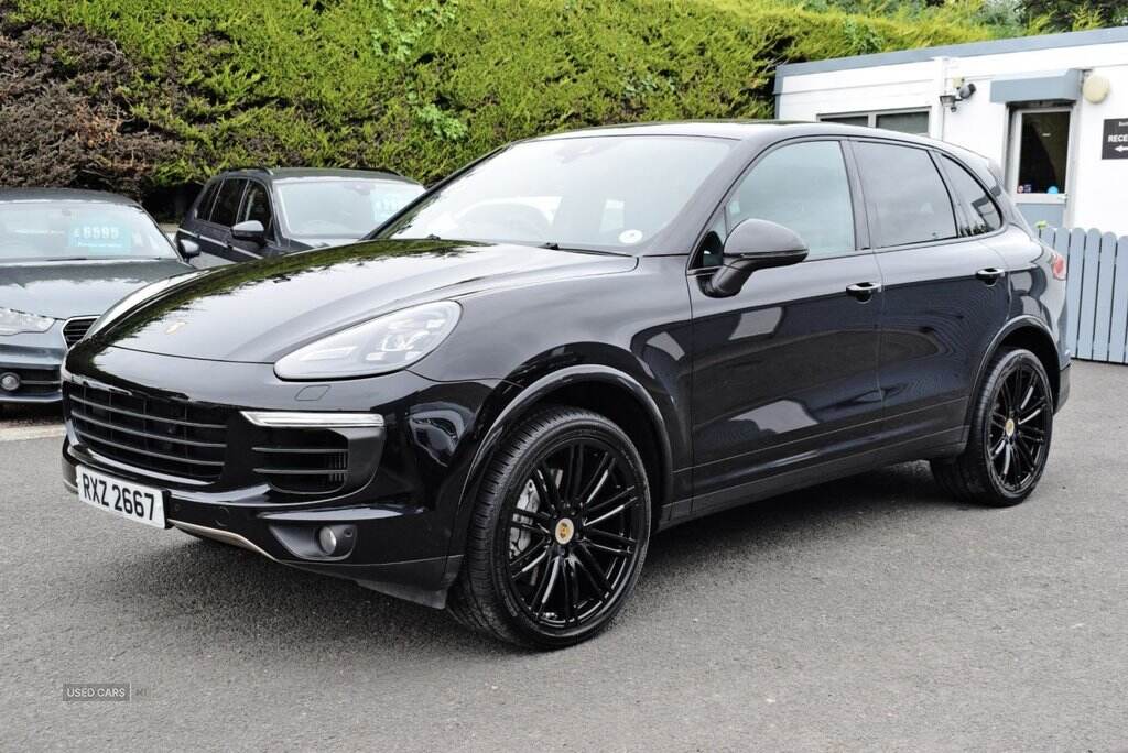 Nov 2017 Porsche Cayenne S Platinum Edition Diesel 5dr Tiptronic S