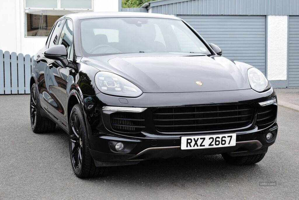 Nov 2017 Porsche Cayenne S Platinum Edition Diesel 5dr Tiptronic S
