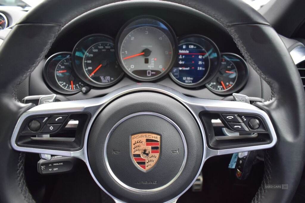 Nov 2017 Porsche Cayenne S Platinum Edition Diesel 5dr Tiptronic S