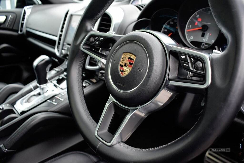 Nov 2017 Porsche Cayenne S Platinum Edition Diesel 5dr Tiptronic S