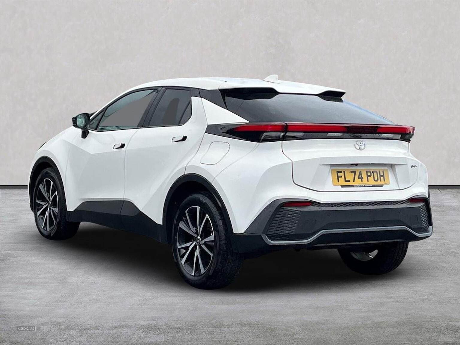 Sep 2024 Toyota C-HR 1.8 Hybrid Design 5Dr Cvt
