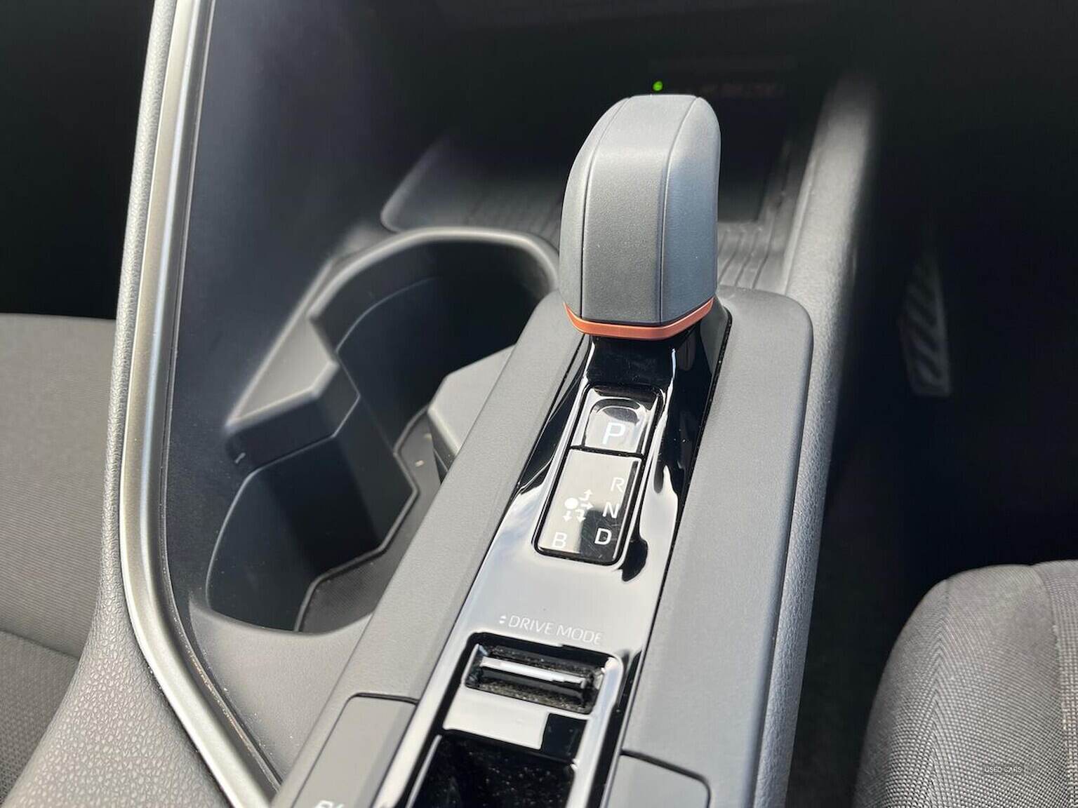 Sep 2024 Toyota C-HR 1.8 Hybrid Design 5Dr Cvt