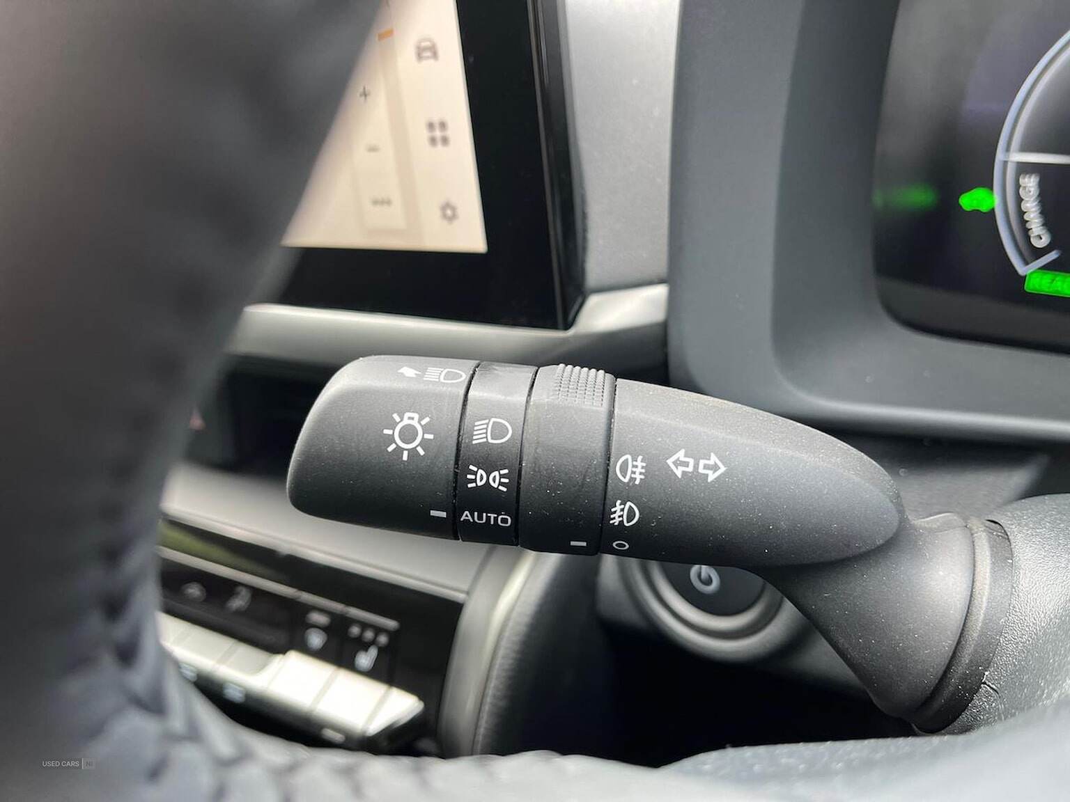 Sep 2024 Toyota C-HR 1.8 Hybrid Design 5Dr Cvt