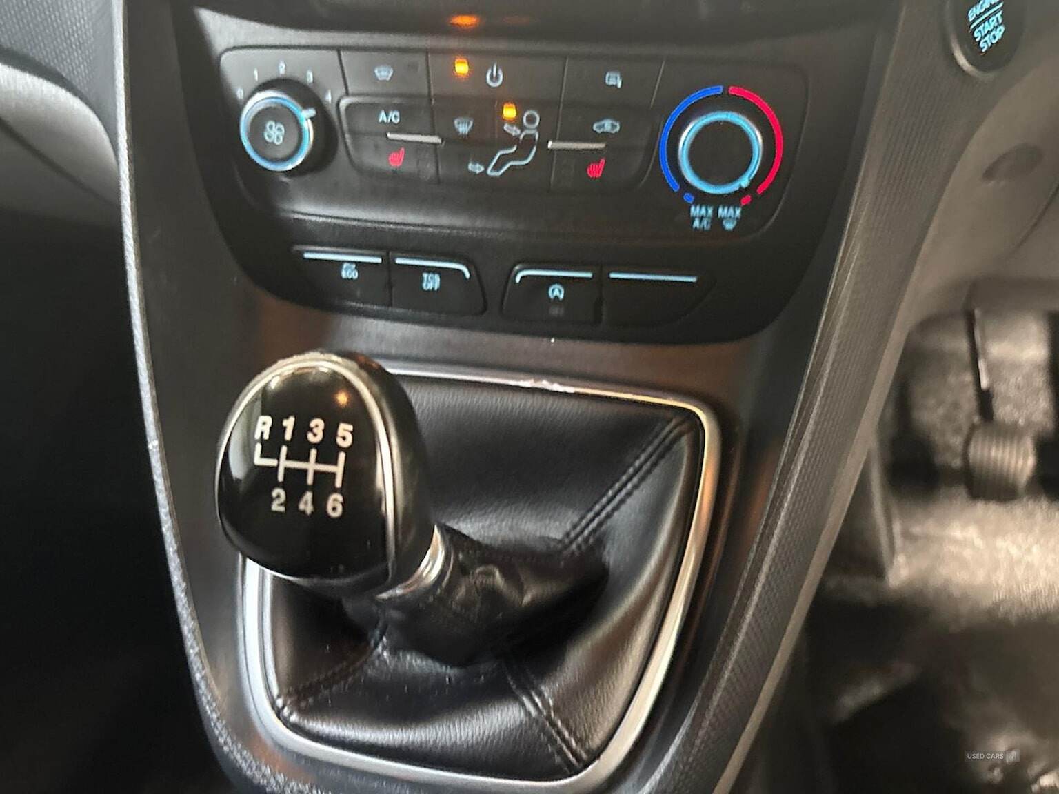Feb 2021 Ford Transit Connect 1.5 Ecoblue 120Ps Limited Van