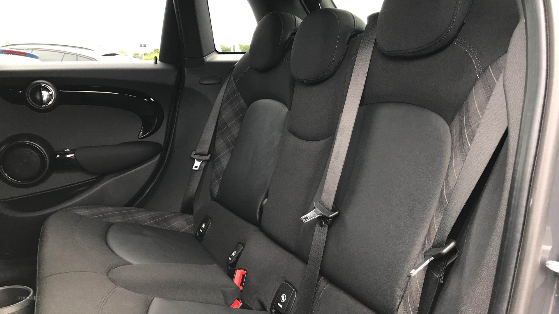  2018 MINI Hatch 5-Door Hatch Cooper S