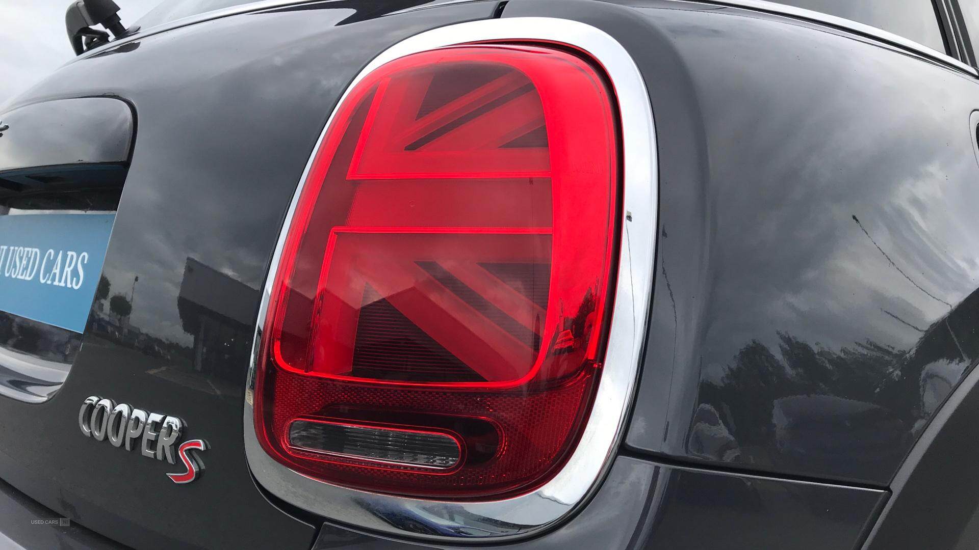  2018 MINI Hatch 5-Door Hatch Cooper S