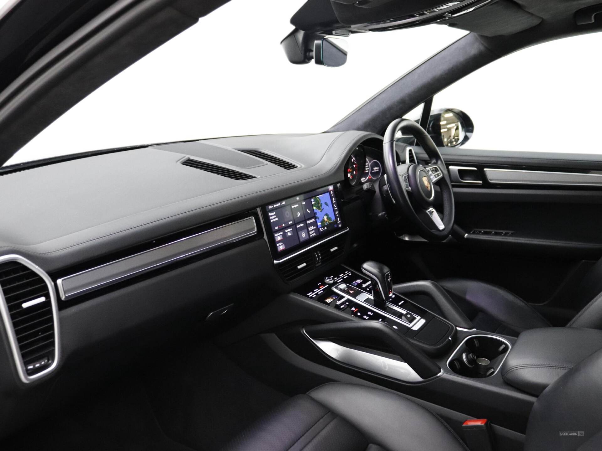 Jun 2018 Porsche Cayenne Turbo 5dr Tiptronic S