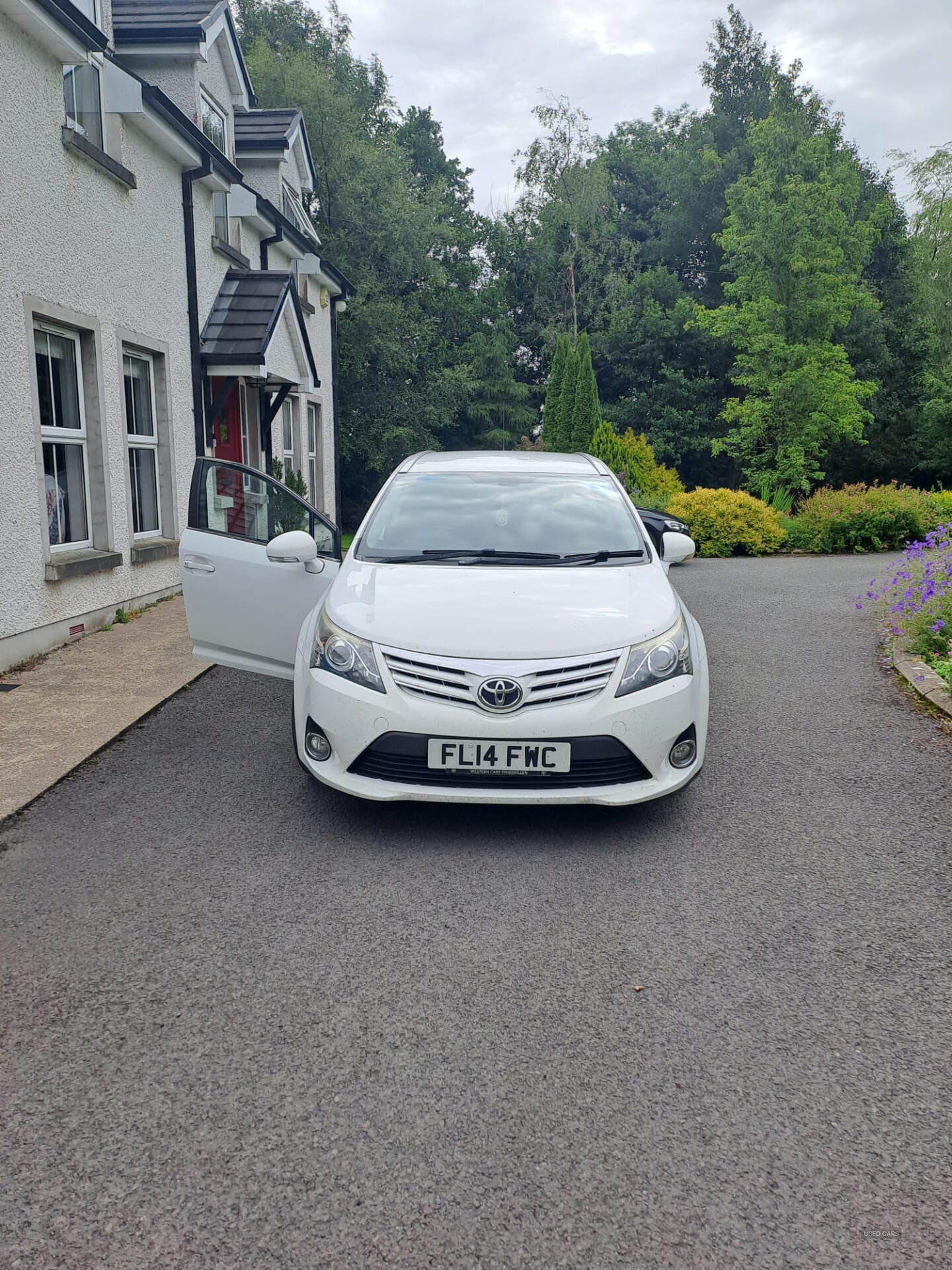 Mar 2014 Toyota Avensis 2.0 D-4D Icon 5dr
